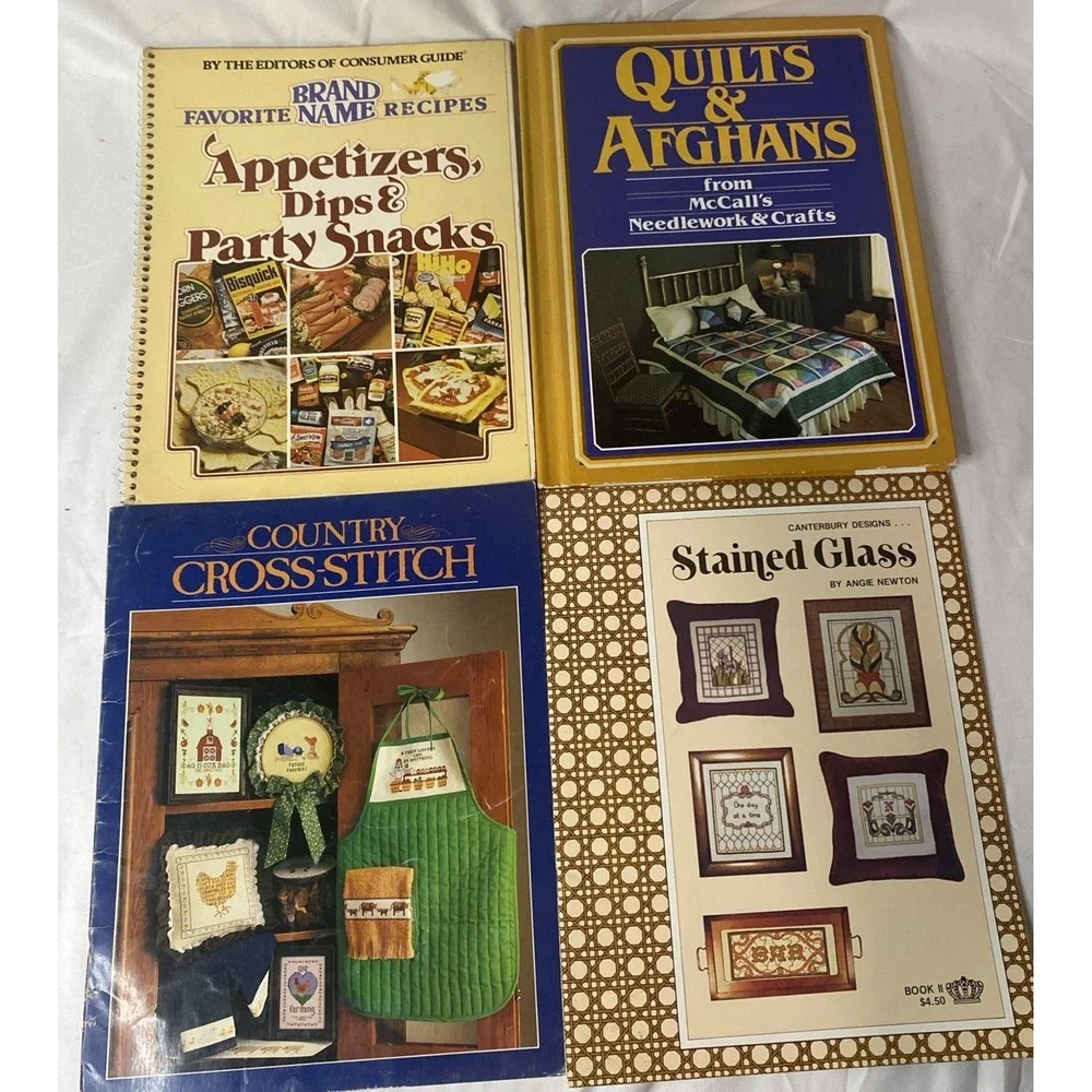 Lot Of 4 Vintage Craft Recipe Books Cross Stitch Stained Glass‎ Quilts Afghans